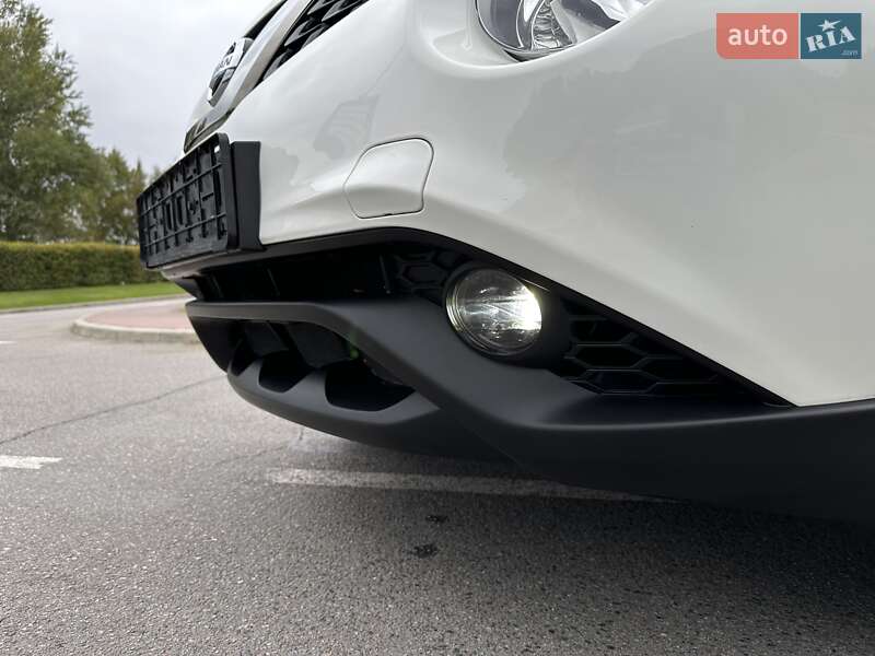 Внедорожник / Кроссовер Nissan Juke 2019 в Киеве