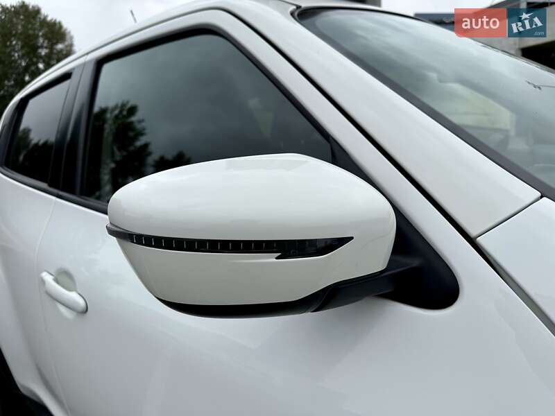 Внедорожник / Кроссовер Nissan Juke 2019 в Киеве