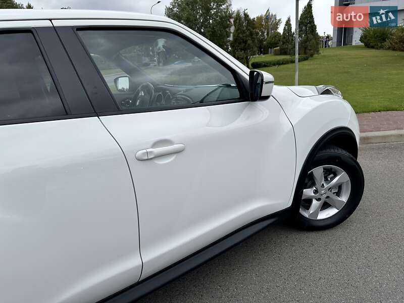 Внедорожник / Кроссовер Nissan Juke 2019 в Киеве