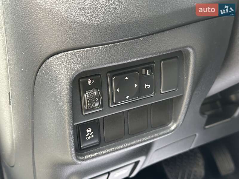 Внедорожник / Кроссовер Nissan Juke 2019 в Киеве