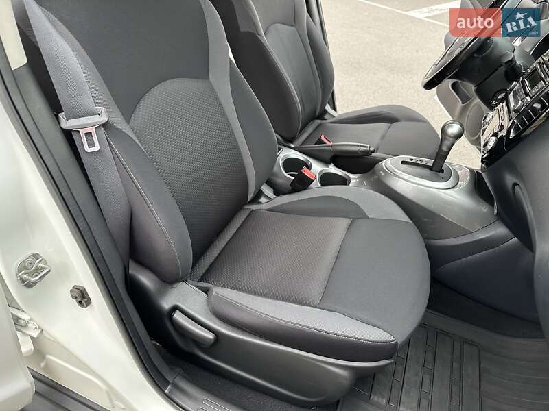 Внедорожник / Кроссовер Nissan Juke 2019 в Киеве