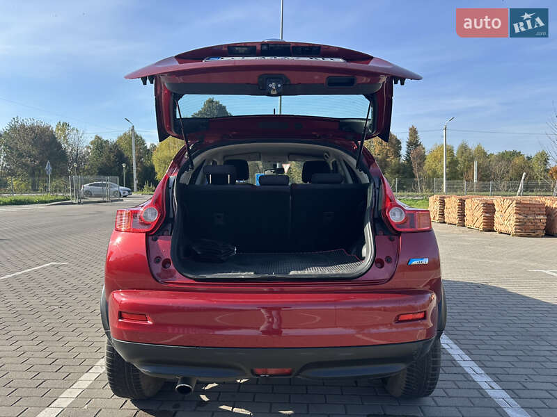 Внедорожник / Кроссовер Nissan Juke 2012 в Дубно