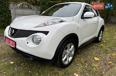 Внедорожник / Кроссовер Nissan Juke 2011 в 