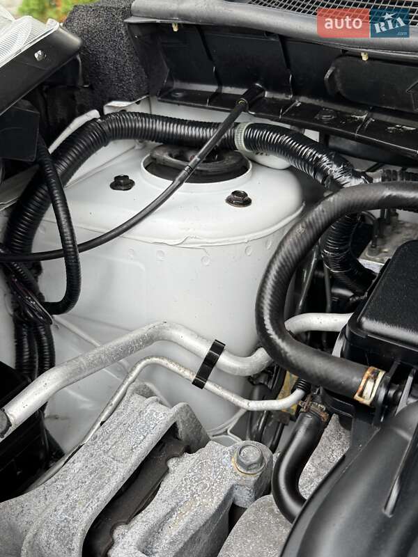 Внедорожник / Кроссовер Nissan Juke 2011 в Ровно
