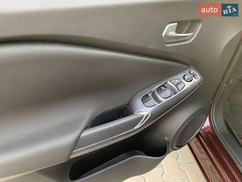 Внедорожник / Кроссовер Nissan Juke 2022 в Днепре