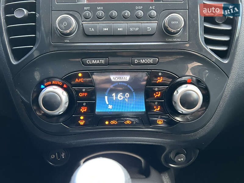 Внедорожник / Кроссовер Nissan Juke 2011 в Ковеле