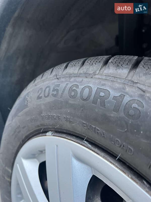 Позашляховик / Кросовер Nissan Juke 2017 в Дніпрі