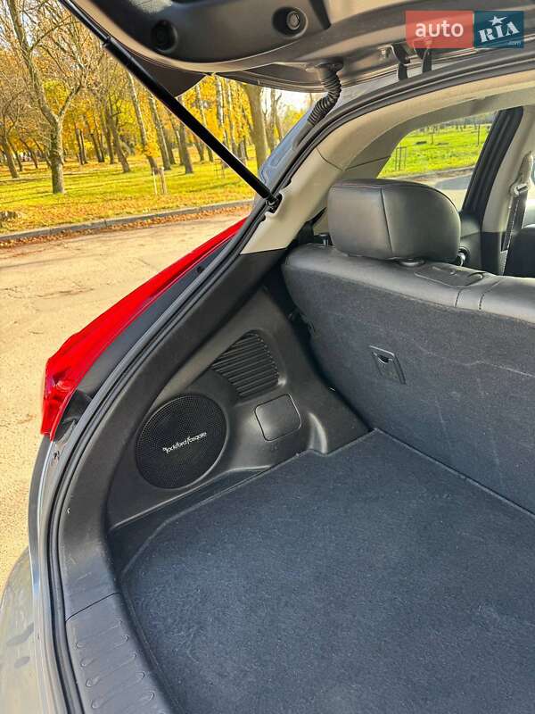 Позашляховик / Кросовер Nissan Juke 2011 в Львові