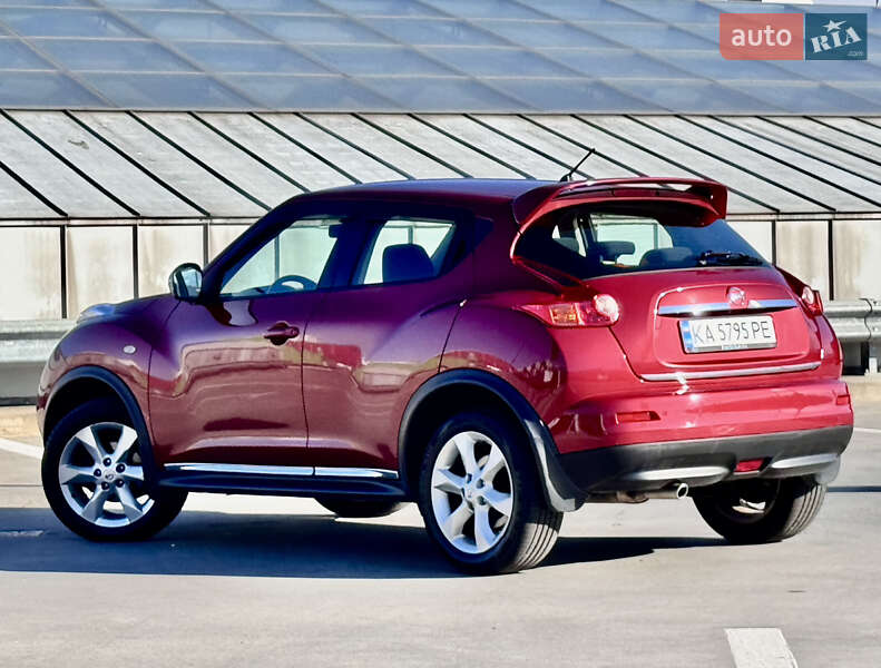 Внедорожник / Кроссовер Nissan Juke 2013 в Киеве