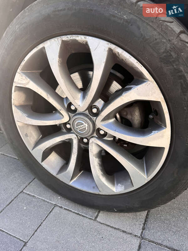 Внедорожник / Кроссовер Nissan Juke 2013 в Ровно