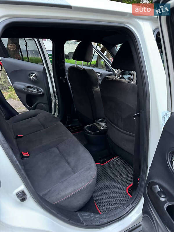 Позашляховик / Кросовер Nissan Juke 2013 в Львові