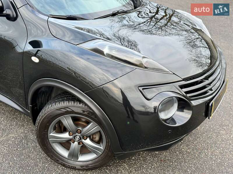 Позашляховик / Кросовер Nissan Juke 2011 в Києві