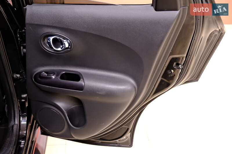 Позашляховик / Кросовер Nissan Juke 2013 в Одесі