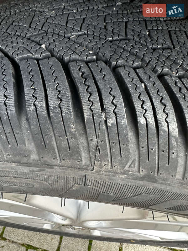 Позашляховик / Кросовер Nissan Juke 2016 в Івано-Франківську