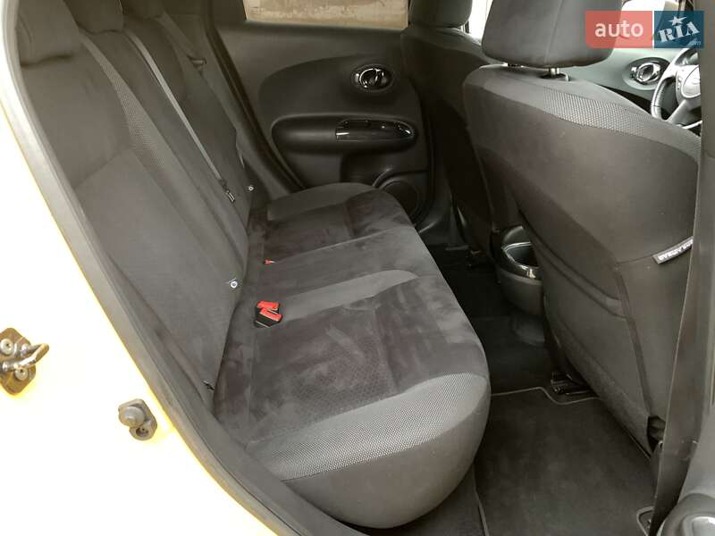 Внедорожник / Кроссовер Nissan Juke 2015 в Бердичеве фото 35 Внедорожник / Кроссовер Nissan Juke 2015 в Бердичеве