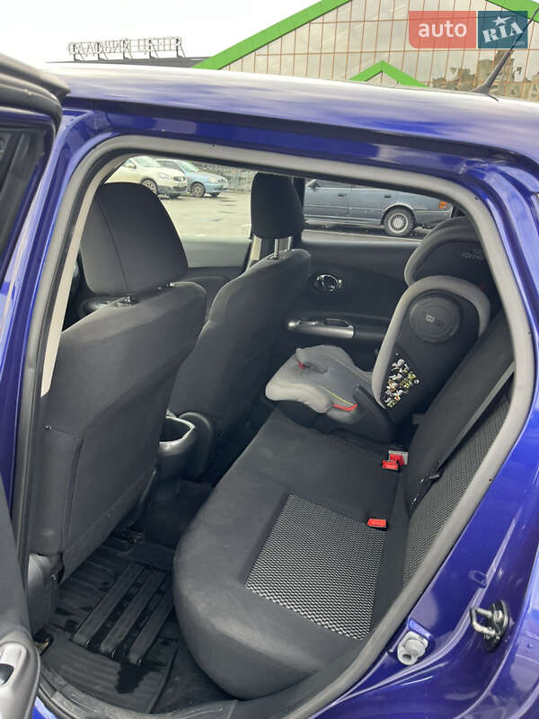 Внедорожник / Кроссовер Nissan Juke 2016 в Киеве фото 6 Внедорожник / Кроссовер Nissan Juke 2016 в Киеве