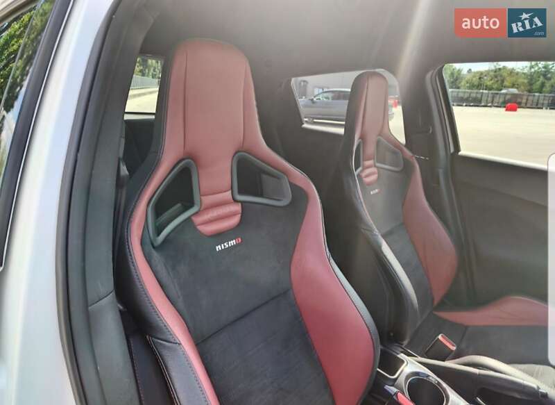 Внедорожник / Кроссовер Nissan Juke 2016 в Киеве