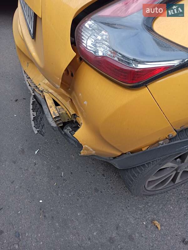 Внедорожник / Кроссовер Nissan Juke 2015 в Одессе