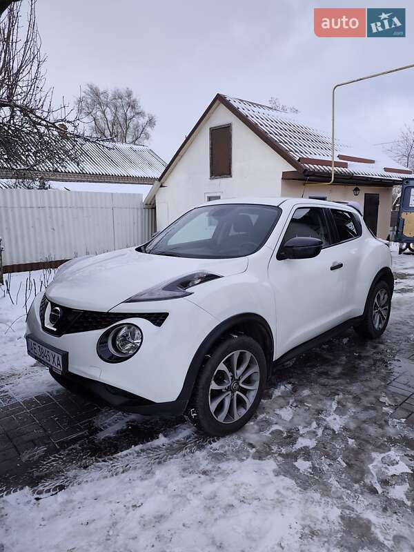 Внедорожник / Кроссовер Nissan Juke 2019 в Новомосковске