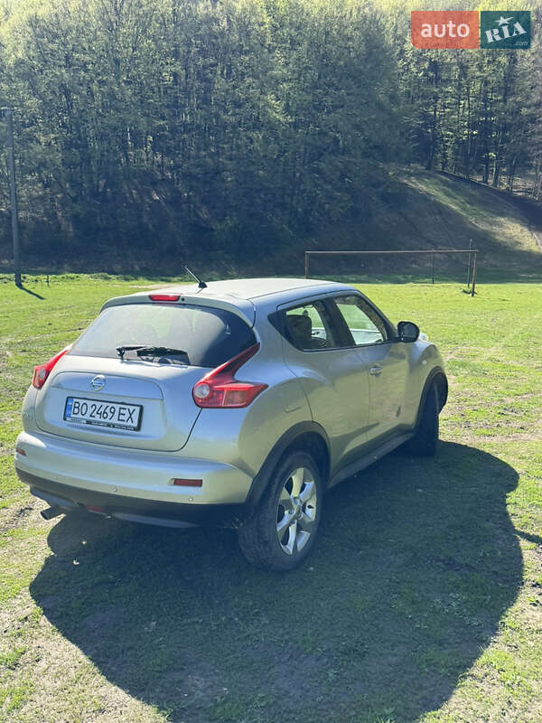 Позашляховик / Кросовер Nissan Juke 2011 в Бережанах