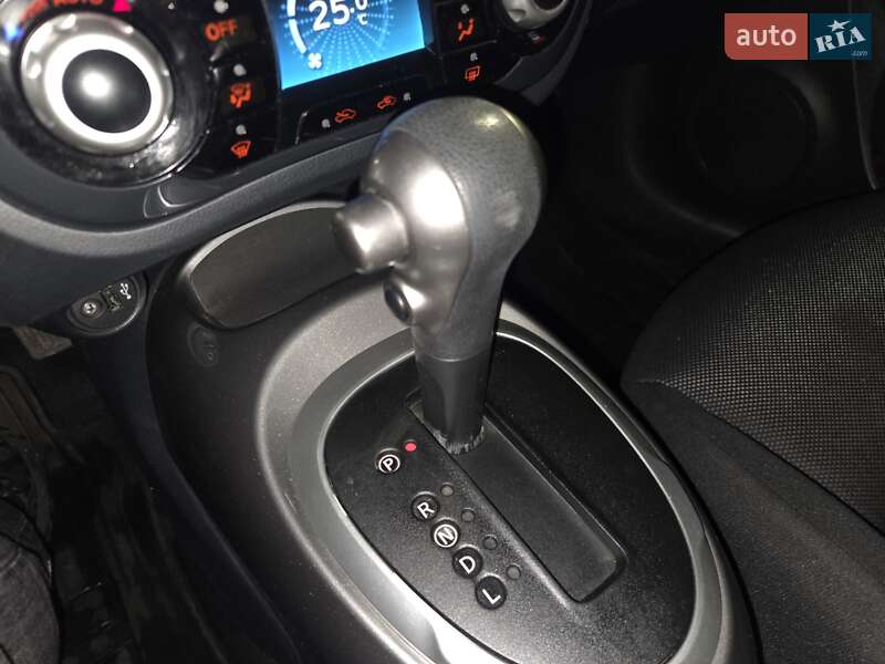 Позашляховик / Кросовер Nissan Juke 2012 в Києві