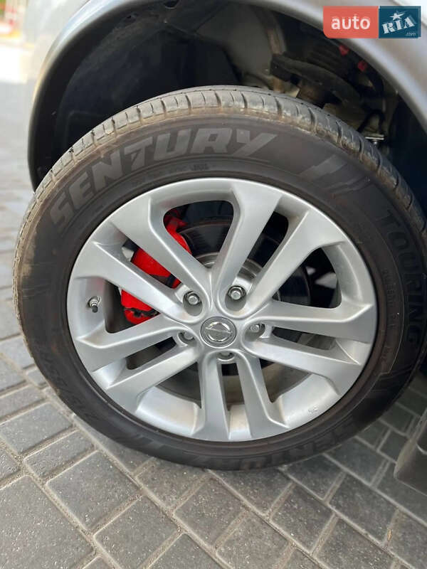 Внедорожник / Кроссовер Nissan Juke 2017 в Николаеве