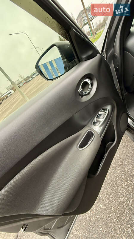 Позашляховик / Кросовер Nissan Juke 2016 в Кременчуці