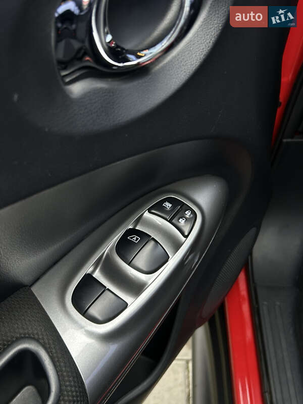 Внедорожник / Кроссовер Nissan Juke 2016 в Ивано-Франковске