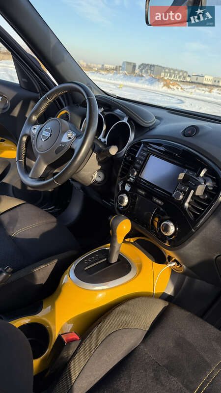 Внедорожник / Кроссовер Nissan Juke 2017 в Софиевской Борщаговке