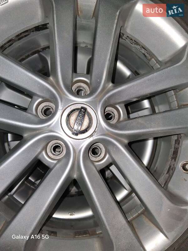 Внедорожник / Кроссовер Nissan Juke 2012 в Сумах