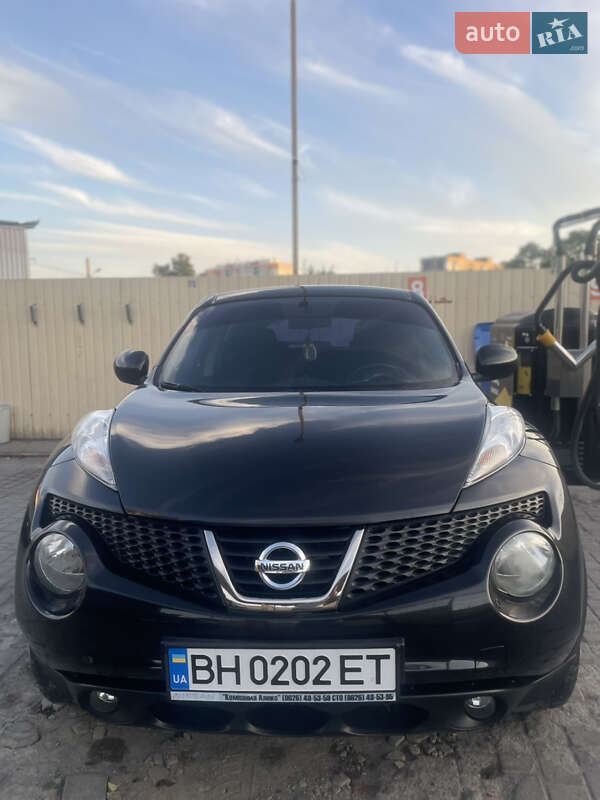 Внедорожник / Кроссовер Nissan Juke 2011 в Одессе