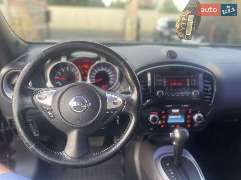 Внедорожник / Кроссовер Nissan Juke 2011 в Одессе