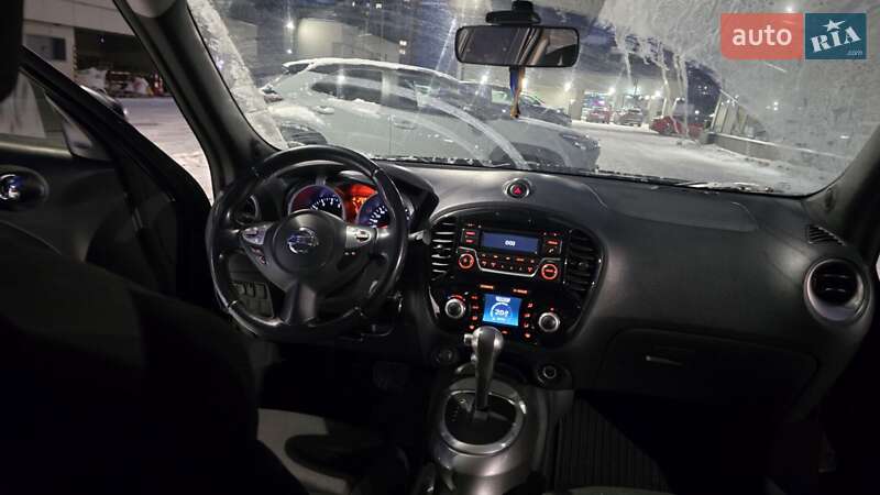 Внедорожник / Кроссовер Nissan Juke 2016 в Киеве