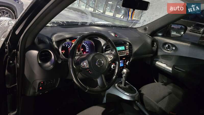 Внедорожник / Кроссовер Nissan Juke 2016 в Киеве