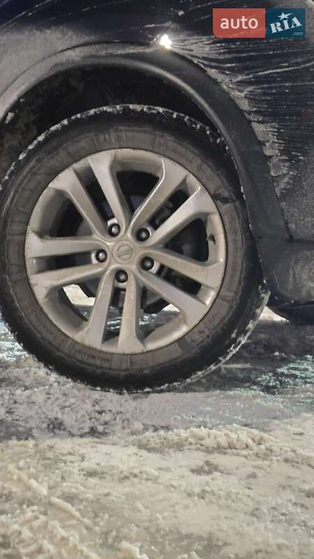 Внедорожник / Кроссовер Nissan Juke 2016 в Киеве