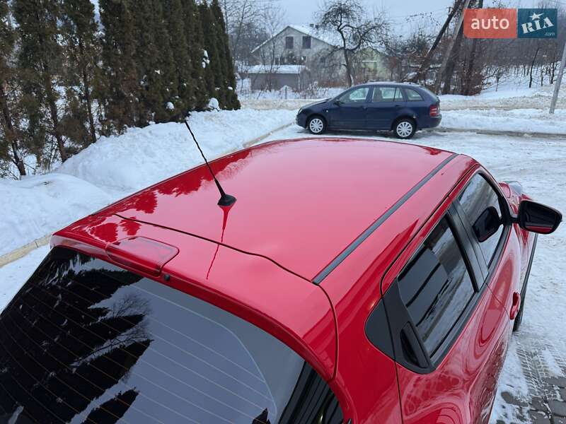 Внедорожник / Кроссовер Nissan Juke 2016 в Львове фото 45 Внедорожник / Кроссовер Nissan Juke 2016 в Львове