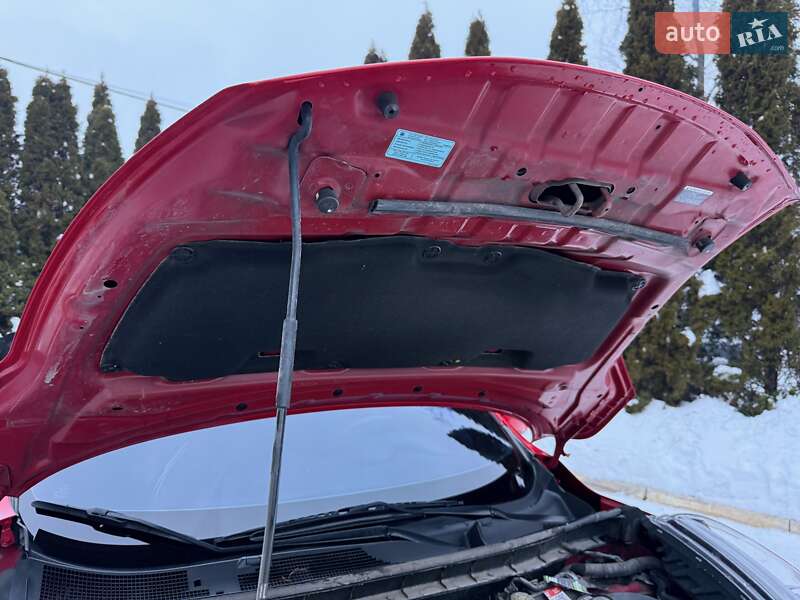 Внедорожник / Кроссовер Nissan Juke 2016 в Львове фото 70 Внедорожник / Кроссовер Nissan Juke 2016 в Львове