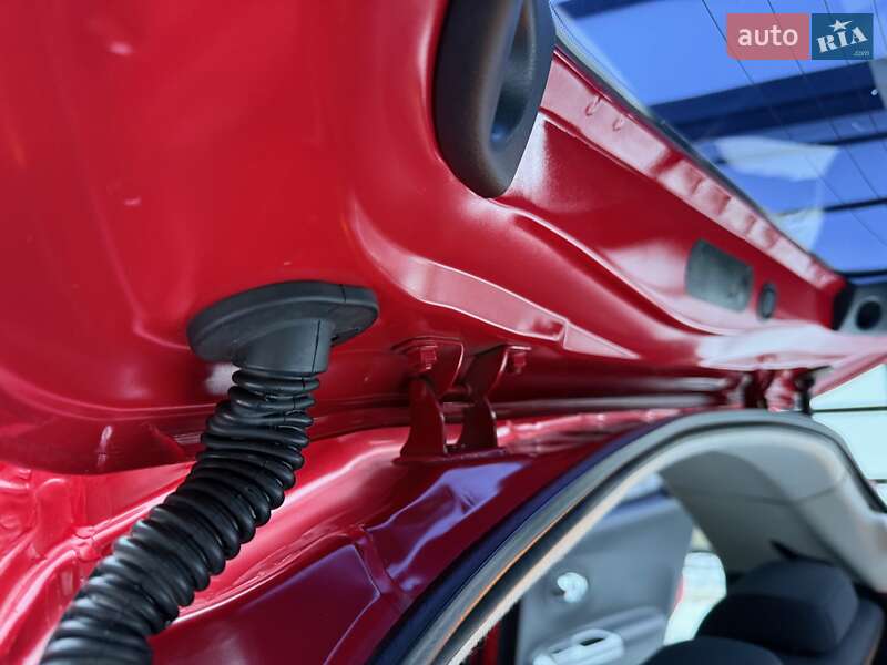 Внедорожник / Кроссовер Nissan Juke 2016 в Львове фото 86 Внедорожник / Кроссовер Nissan Juke 2016 в Львове