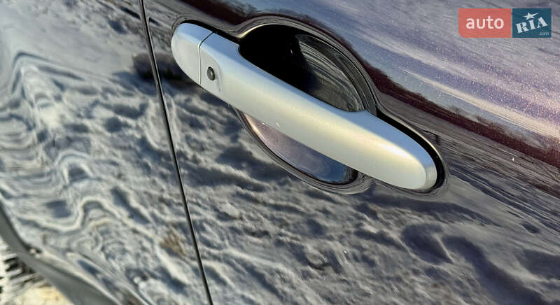 Внедорожник / Кроссовер Nissan Juke 2012 в Полтаве