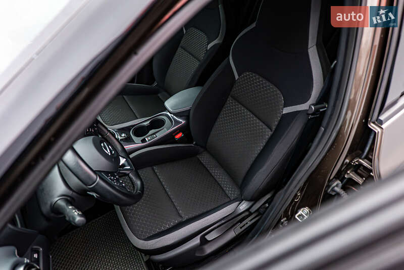 Внедорожник / Кроссовер Nissan Juke 2022 в Киеве