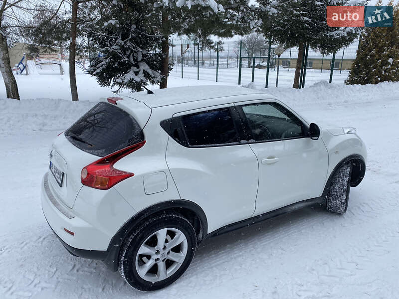 Внедорожник / Кроссовер Nissan Juke 2012 в Львове