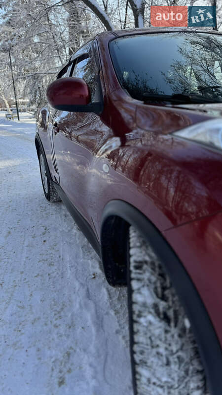 Внедорожник / Кроссовер Nissan Juke 2012 в Макарове
