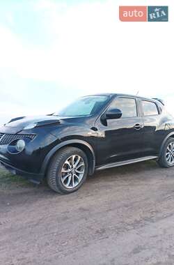 Внедорожник / Кроссовер Nissan Juke 2011 в Черноморске