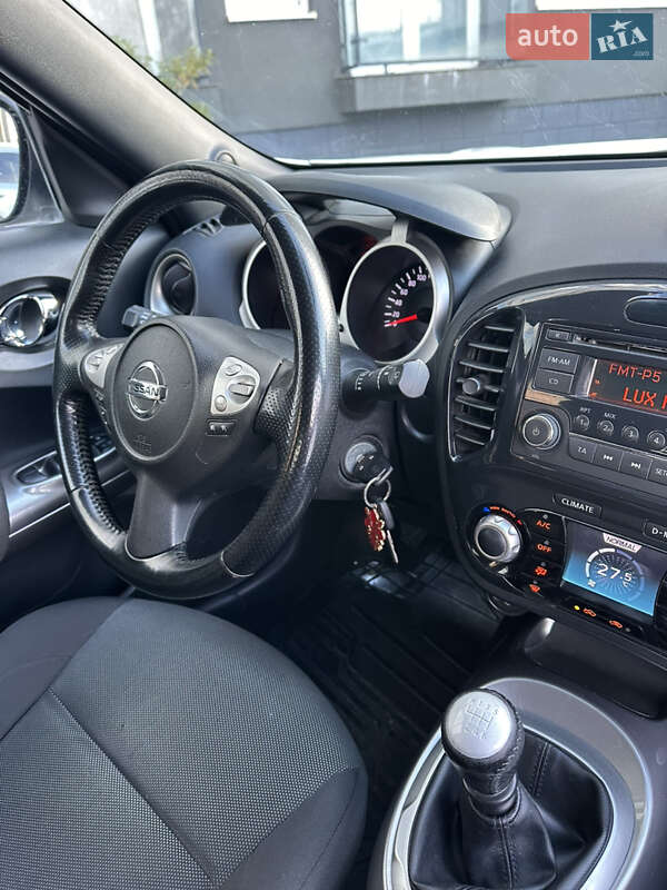 Позашляховик / Кросовер Nissan Juke 2011 в Львові фото 8 Позашляховик / Кросовер Nissan Juke 2011 в Львові