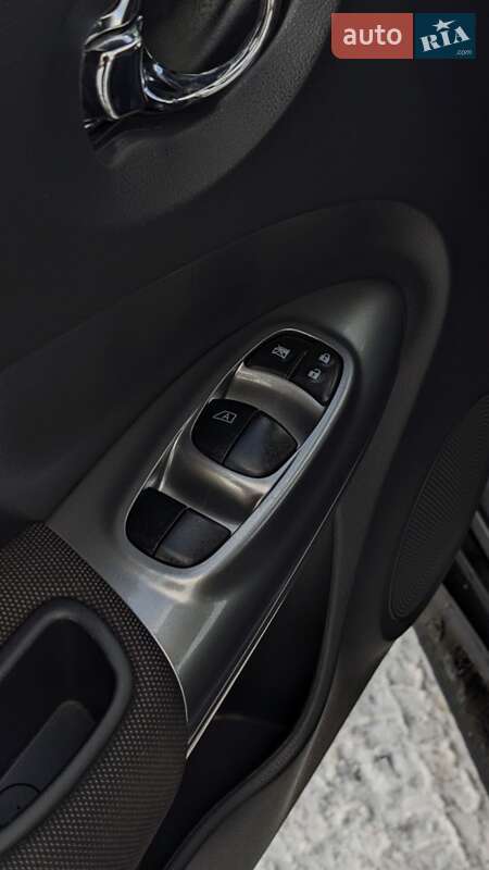 Внедорожник / Кроссовер Nissan Juke 2010 в Луцке фото 18 Внедорожник / Кроссовер Nissan Juke 2010 в Луцке