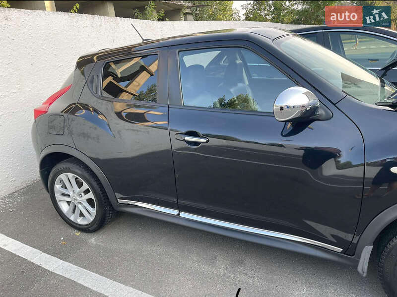 Позашляховик / Кросовер Nissan Juke 2012 в Вишневому фото 5 Позашляховик / Кросовер Nissan Juke 2012 в Вишневому