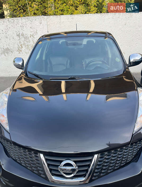 Позашляховик / Кросовер Nissan Juke 2012 в Вишневому фото 3 Позашляховик / Кросовер Nissan Juke 2012 в Вишневому