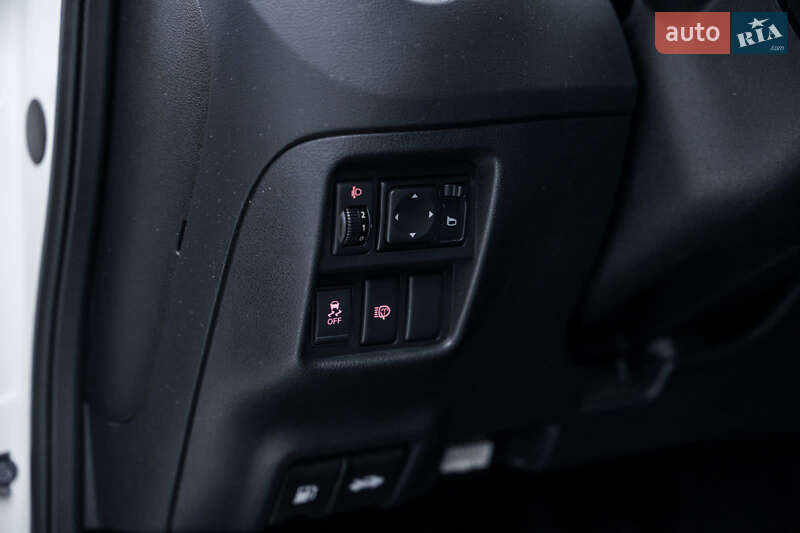 Внедорожник / Кроссовер Nissan Juke 2013 в Киеве