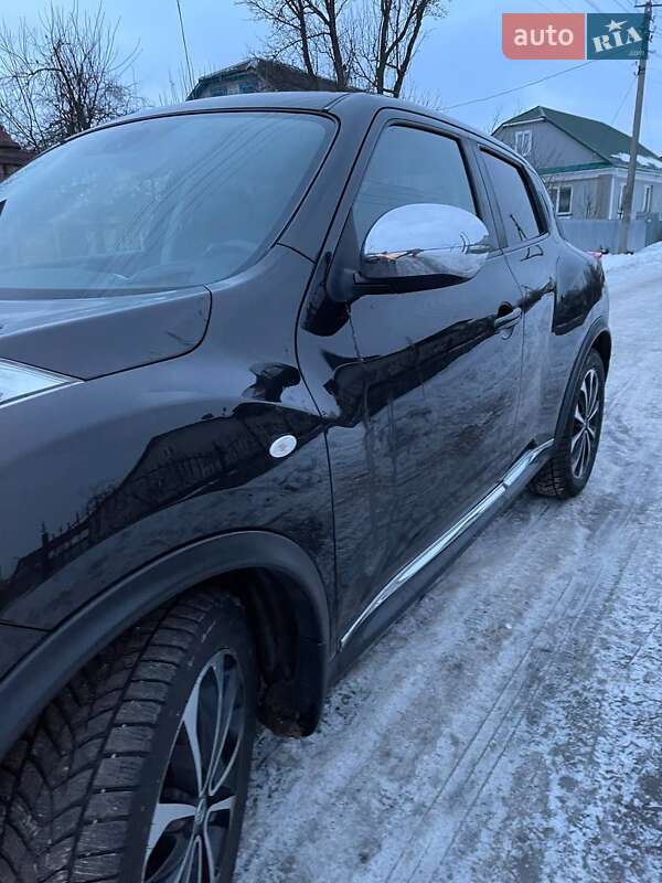Позашляховик / Кросовер Nissan Juke 2011 в Демидівці
