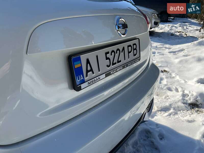 Внедорожник / Кроссовер Nissan Juke 2019 в Львове